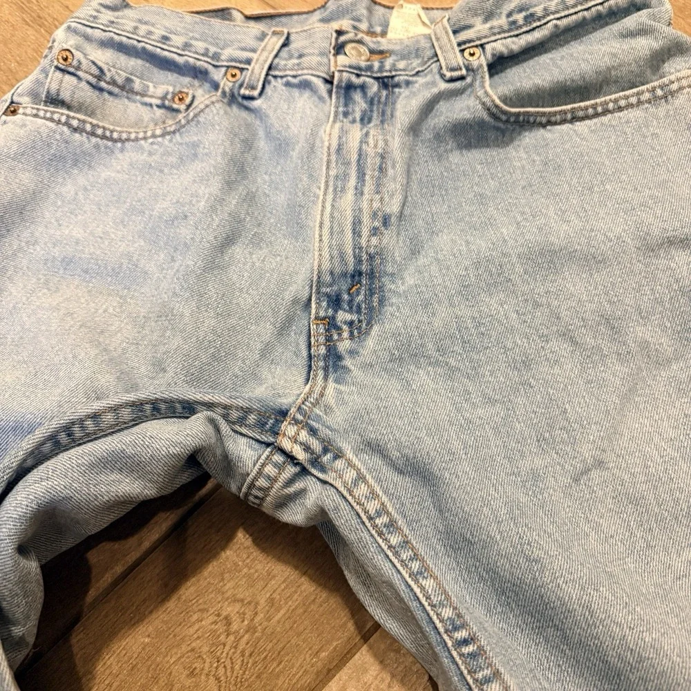 Vintage Levi's 550 Relaxed Light Wash Denim Jeans 34x32 Mexico Perfectly Worn